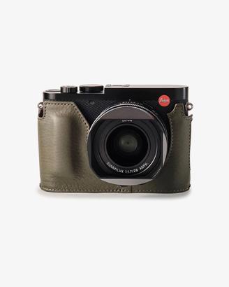 Oberwerth Leica Q3 Half Case - TagCase reporter