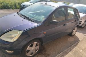 Ford Fiesta 2002 incluso passaggio 1.4tcdi diesel 