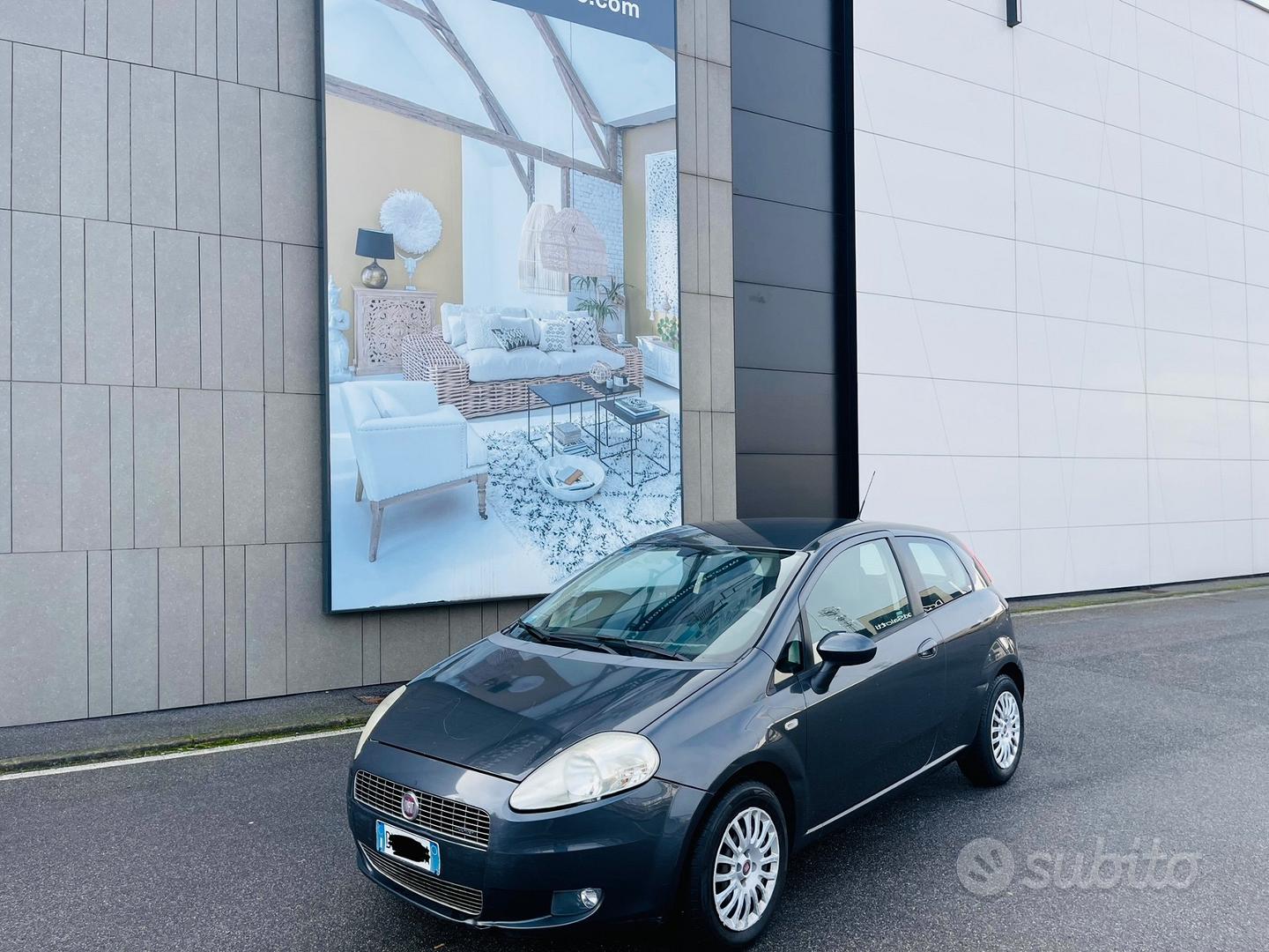 Subito - AUTO ZM SRLS - Fiat Grande Punto Grande Punto 1.3 MJT 75 CV 3 por  - Auto In vendita a Cremona