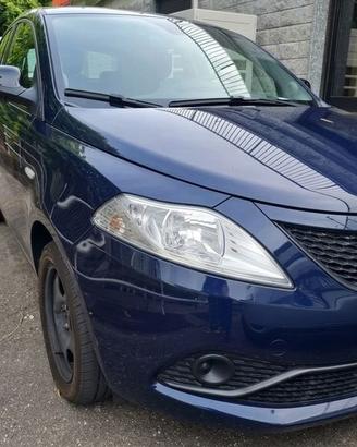 Lancia Ypsilon III 2015 1.2 Gold s&s 69cv my19