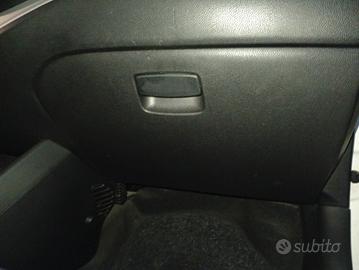 Cassetto portaoggetti Kia Picanto anno 2012