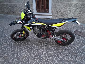 Moto fantic