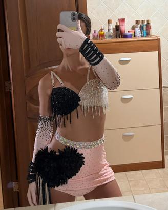 vestito per competizioni di danza MAI utilizzato