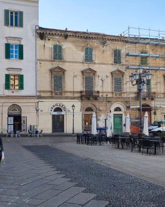 In piazza d'italia