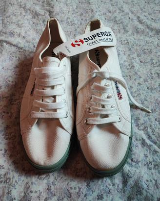 Superga platform nuove con cartellino