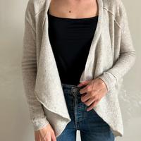 Cardigan corto con tasxhe 100% cashmere donna S