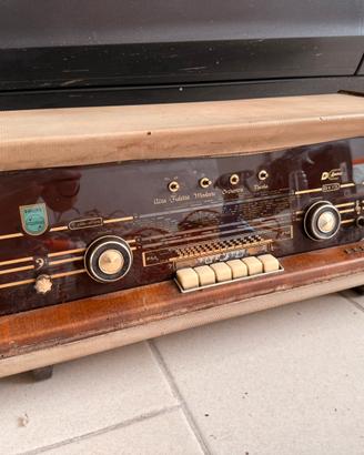 RADIO PHILIPS VINTAGE ANNi 60 B4X12A/09