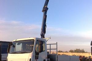 Iveco Eurocargo 75E18 Cassone fisso con grù - 2010