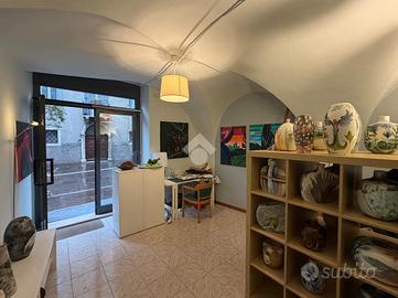 NEGOZIO A ROVERETO