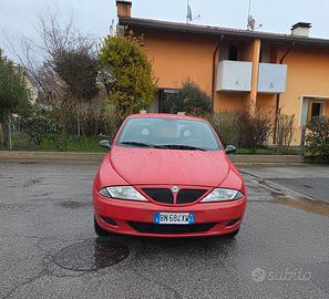 Lancia Y elefantino iscritta Asi