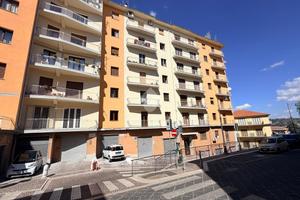 5 LOCALI A POTENZA