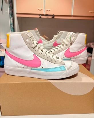 Nike Blazer Mid 77 F100