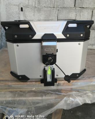 Givi trekker Outback Evo Smart 42 .