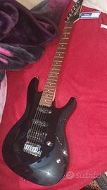 chitarra Ibanez e accessori 