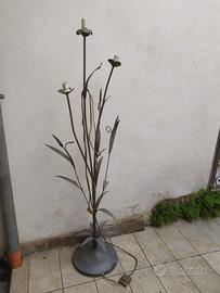 Lampada in metallo