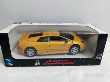 New Ray Lamborghini Murcielago scala 1:32