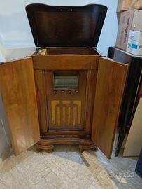 Magnadyne SV 10 anni '30 – Mobile radio a valvole