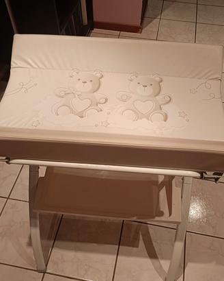 fasciatoio pieghevole con bagnetto