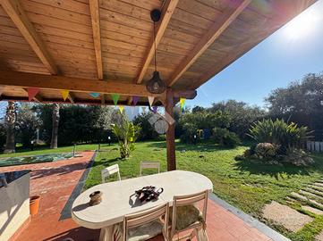 VILLA SINGOLA A BARI