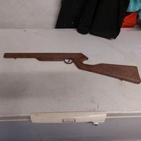 Fucile giocattolo per elastici vintage