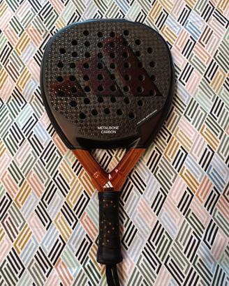 METAL BONE CARBON ADIDAS