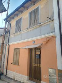 Trilocale abitabile Loc. Campanelle