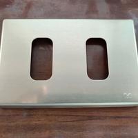 Placca alluminio color oro Legrand Molveno GL2000