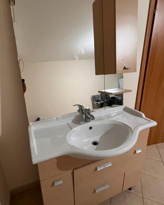 Mibile bagno completo di specchio
