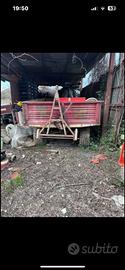 Rimorchio agricolo a due assi