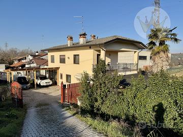 Casa singola con ampio giardino