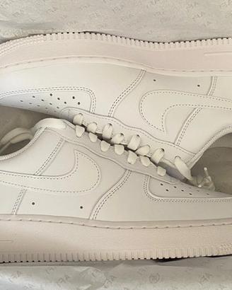 Nike Air Force 1 Low-Top Sneakers (Bianco/37.5)