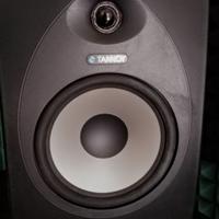 Cassa Monitor Attivo Tannoy Reveal 802