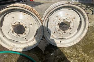 Cerchi trattore Ford