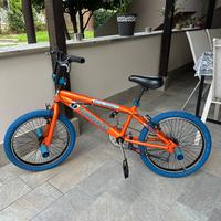 BMX Tornado Royal Bugatti