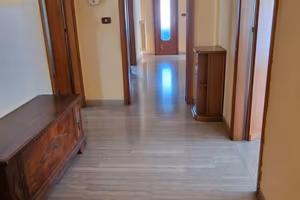 appartamento 120mq + garage + cantina (isola liri)