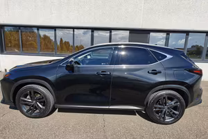 Lexus leasing  subentro 
