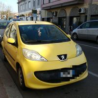 Peugeot  107  per pezzi di ricambio