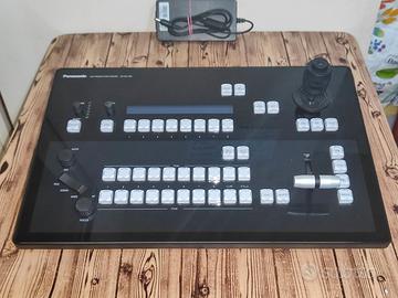 Panasonic AV HLC100 NDI SWITCHER x Telecamere PTZ
