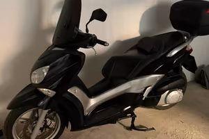 Yamaha x-city 250