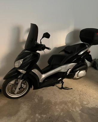 Yamaha x-city 250