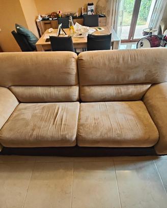 Divano usato beige e bianco 209x95cm