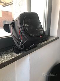 Borsa serbatoio calamitata