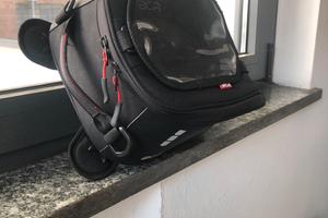 Borsa serbatoio calamitata