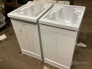 Due lavandini da esterno