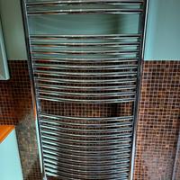 Termo arredo  da bagno scalda salviette acciaio