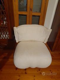 Poltrona vintage “Le Bugie” di Alessandro Becchi