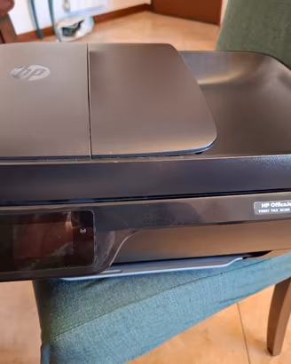 Stampante HP OfficeJet 3835.
