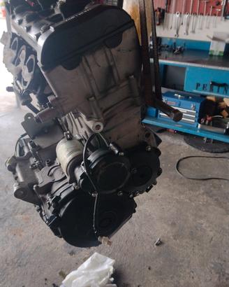 Suzuki GSX R 1000 k8