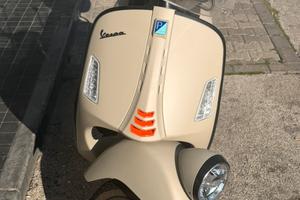 Vespa gtv 300