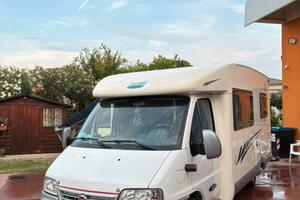 Camper semintegrale